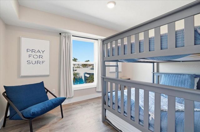 2518 AVENUE B, Bradenton Beach, FL 34217