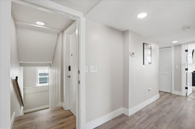 2518 AVENUE B, Bradenton Beach, FL 34217