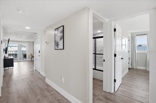 2518 AVENUE B, Bradenton Beach, FL 34217