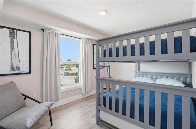 2518 AVENUE B, Bradenton Beach, FL 34217