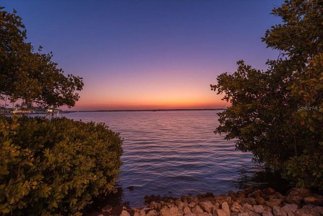 2518 AVENUE B, Bradenton Beach, FL 34217