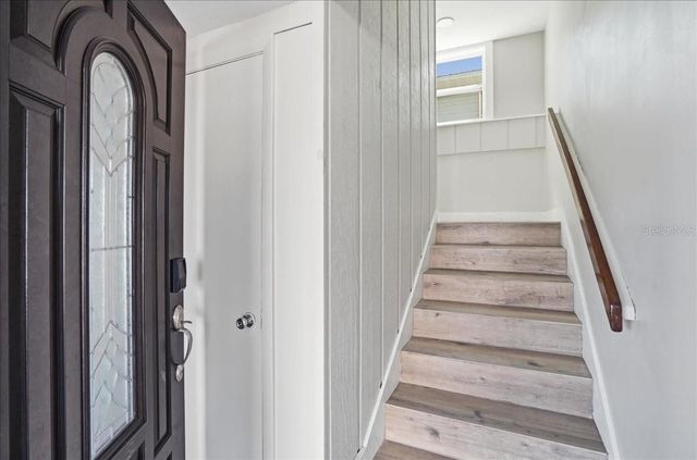 2518 AVENUE B, Bradenton Beach, FL 34217