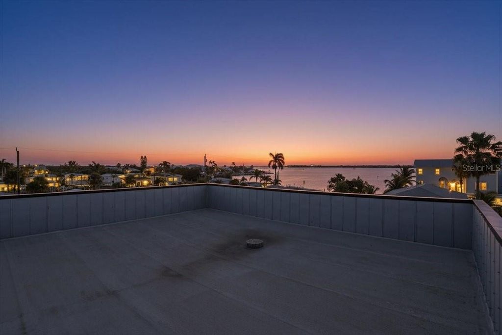 2518 AVENUE B, BRADENTON BEACH, FL 34217 — photo 5