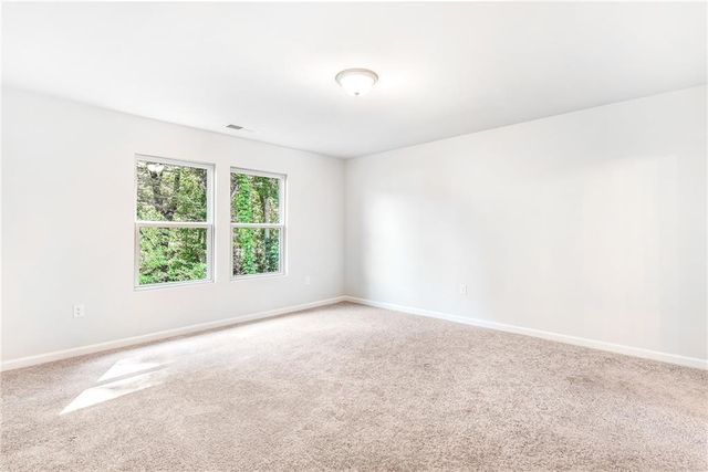 202 Duck Walk Way, Hogansville, GA 30230