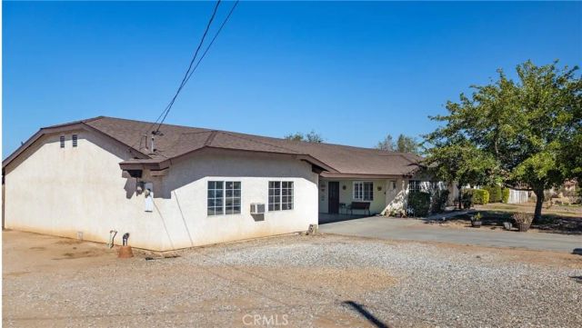 11090 Pinon, Hesperia, CA 92345