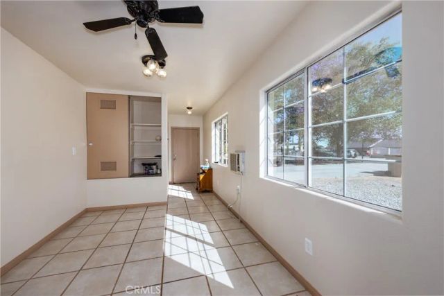 11090 Pinon, Hesperia, CA 92345