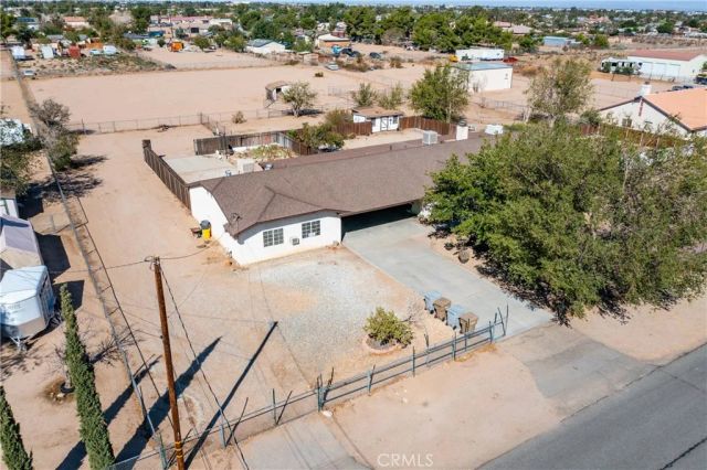 11090 Pinon, Hesperia, CA 92345
