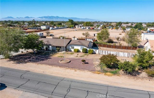 11090 Pinon, Hesperia, CA 92345