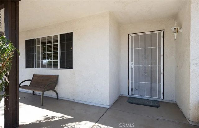 11090 Pinon, Hesperia, CA 92345