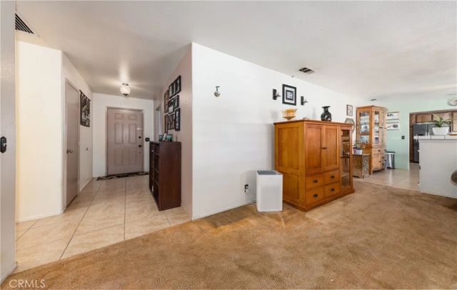 11090 Pinon, Hesperia, CA 92345