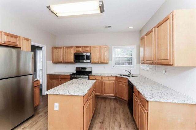 445 Fitzgerald Pl., Atlanta, GA 30349