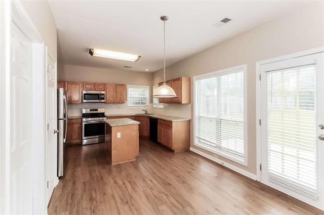 445 Fitzgerald Pl., Atlanta, GA 30349