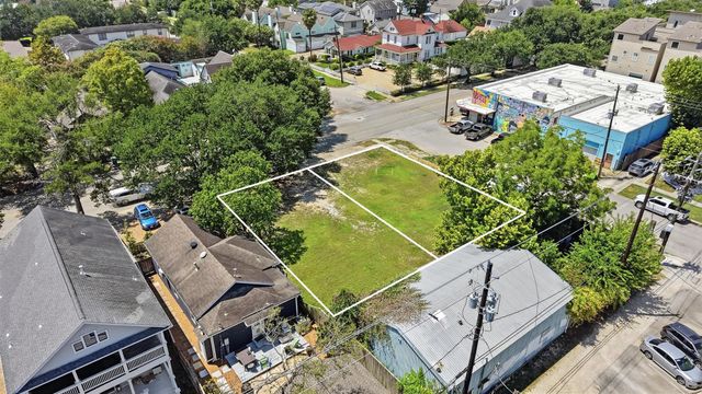 1446 Yale Street, Houston, TX 77008