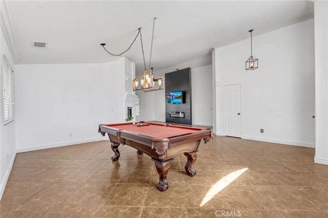 7592 Redwood Avenue, Hesperia, CA 92345