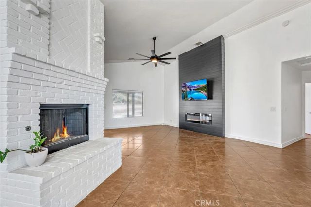 7592 Redwood Avenue, Hesperia, CA 92345