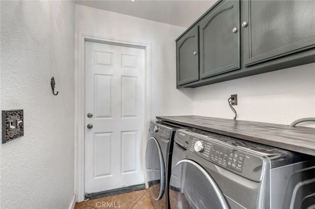 7592 Redwood Avenue, Hesperia, CA 92345