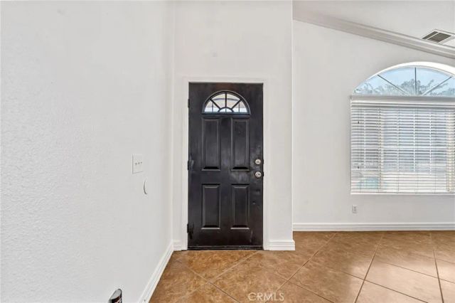 7592 Redwood Avenue, Hesperia, CA 92345