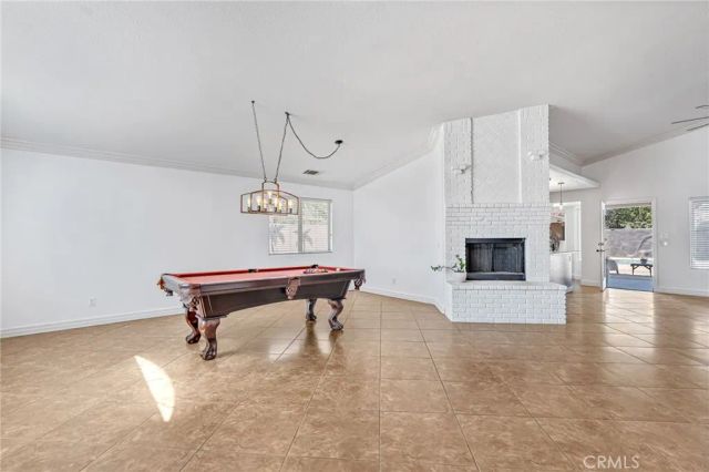 7592 Redwood Avenue, Hesperia, CA 92345