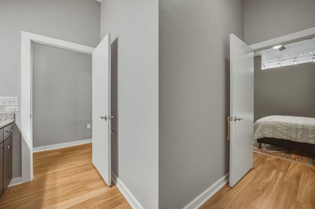 1900 Barton Springs RD 2006, Austin, TX 78704