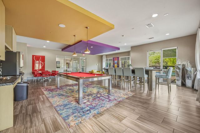 1900 Barton Springs RD 2006, Austin, TX 78704