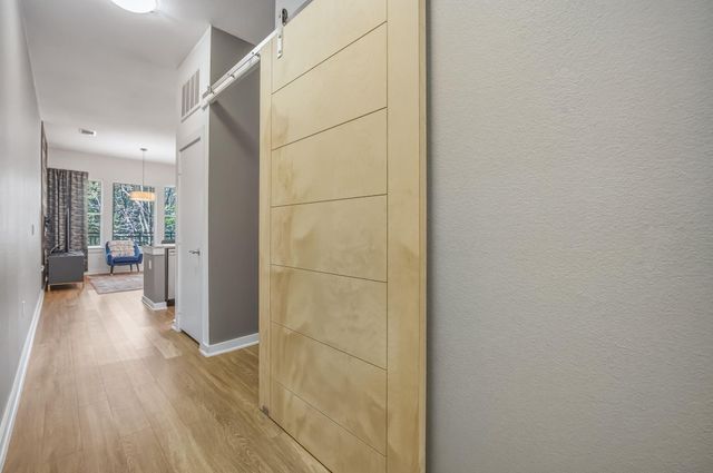 1900 Barton Springs RD 2006, Austin, TX 78704