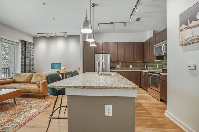 1900 Barton Springs RD 2006, Austin, TX 78704