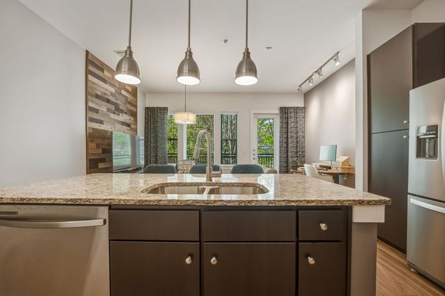 1900 Barton Springs RD 2006, Austin, TX 78704