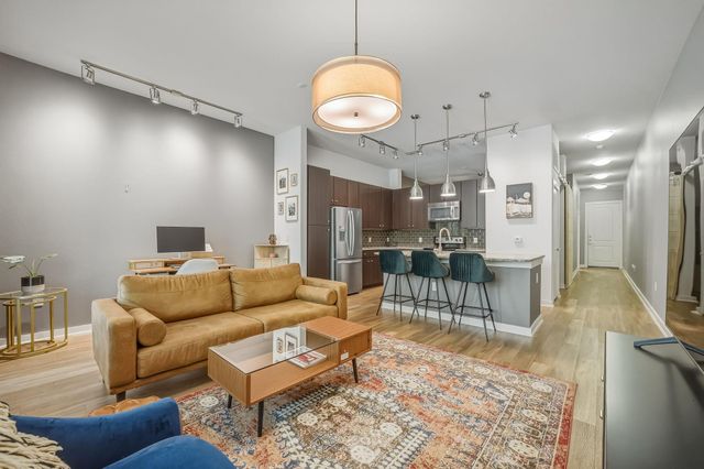 1900 Barton Springs RD 2006, Austin, TX 78704