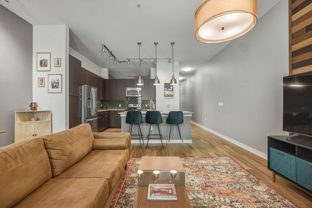 1900 Barton Springs RD 2006, Austin, TX 78704