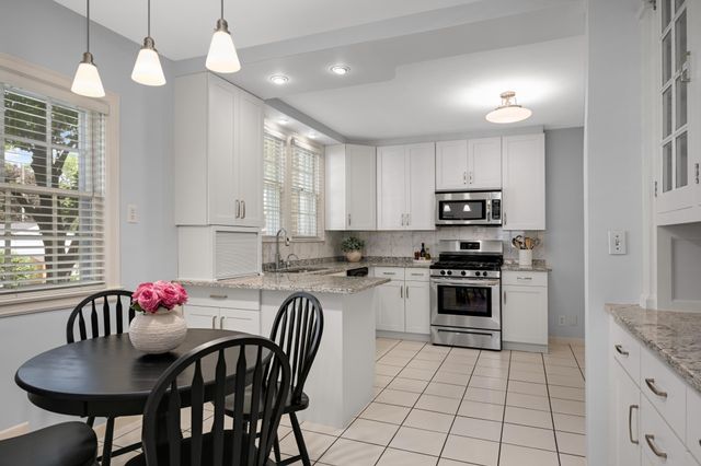 3721 Glenhurst Avenue, Saint Louis Park, MN 55416
