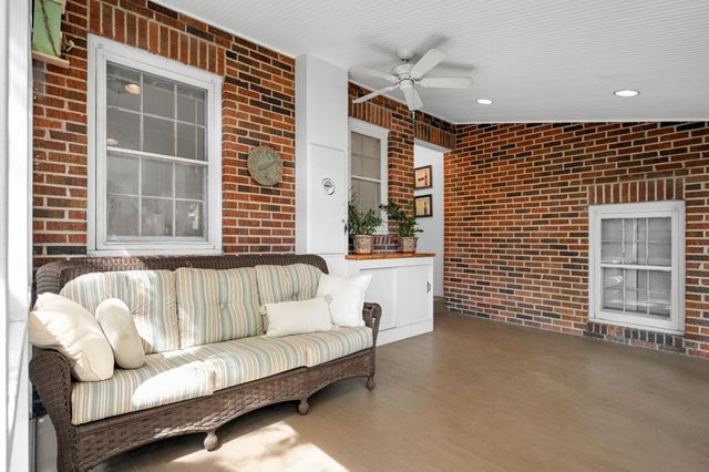 3721 Glenhurst Avenue, Saint Louis Park, MN 55416