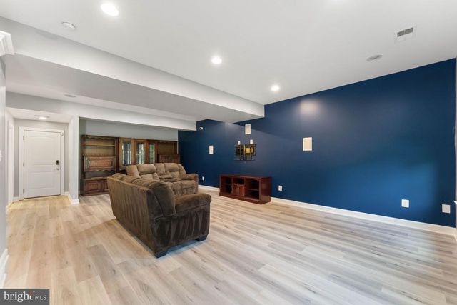 42524 ROWDERBURY SQ, Chantilly, VA 20152