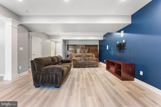 42524 ROWDERBURY SQ, Chantilly, VA 20152