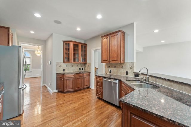 42524 ROWDERBURY SQ, Chantilly, VA 20152