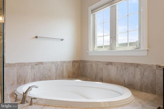 42524 ROWDERBURY SQ, Chantilly, VA 20152