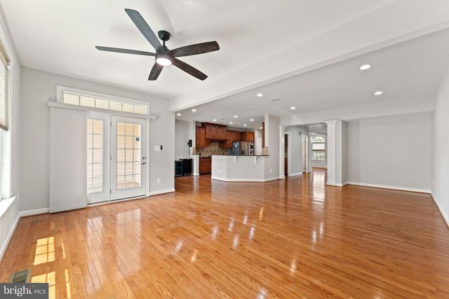 42524 ROWDERBURY SQ, Chantilly, VA 20152