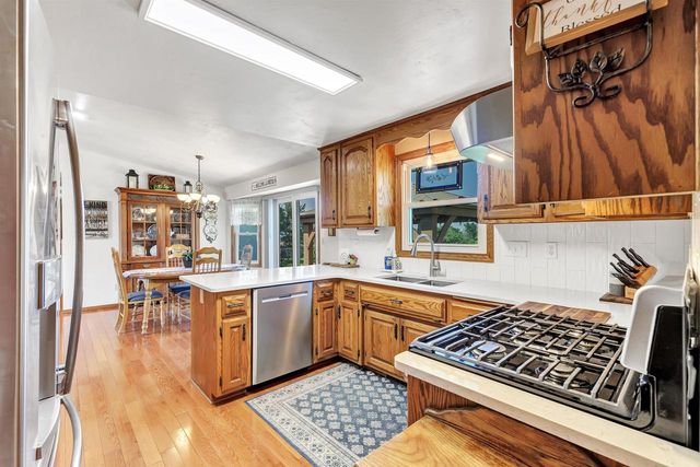 3659 VAN LAANEN ROAD, Green Bay, WI 54311