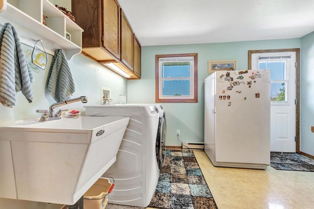 3659 VAN LAANEN ROAD, Green Bay, WI 54311