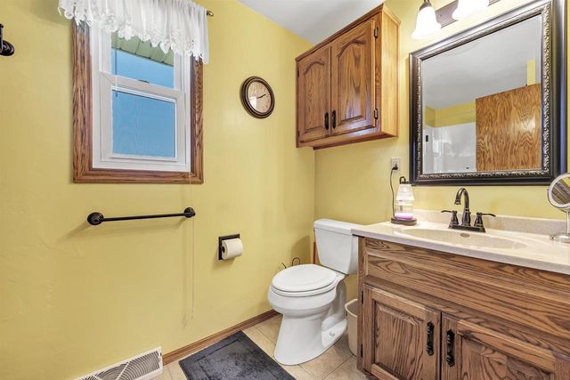 3659 VAN LAANEN ROAD, Green Bay, WI 54311
