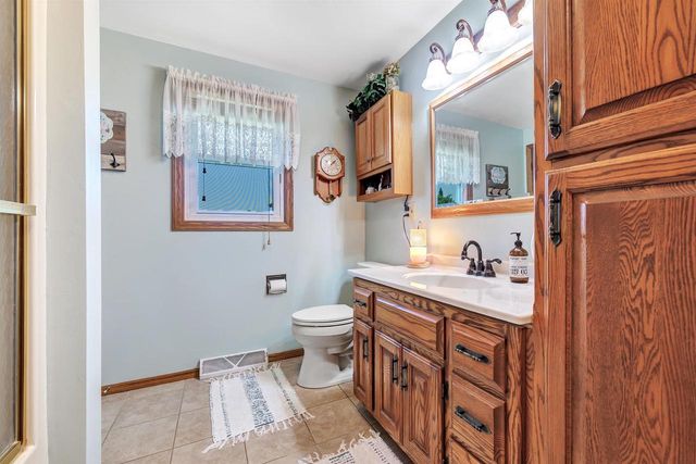 3659 VAN LAANEN ROAD, Green Bay, WI 54311