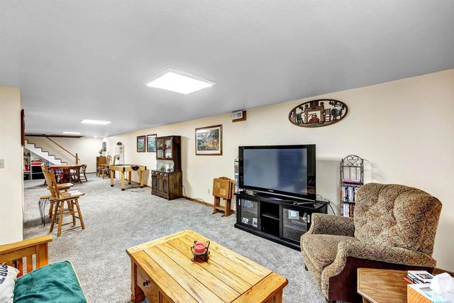 3659 VAN LAANEN ROAD, Green Bay, WI 54311