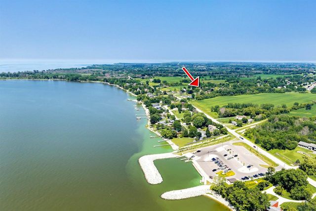 3659 VAN LAANEN ROAD, Green Bay, WI 54311
