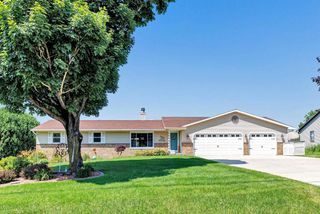 3659 VAN LAANEN ROAD, Green Bay, WI 54311