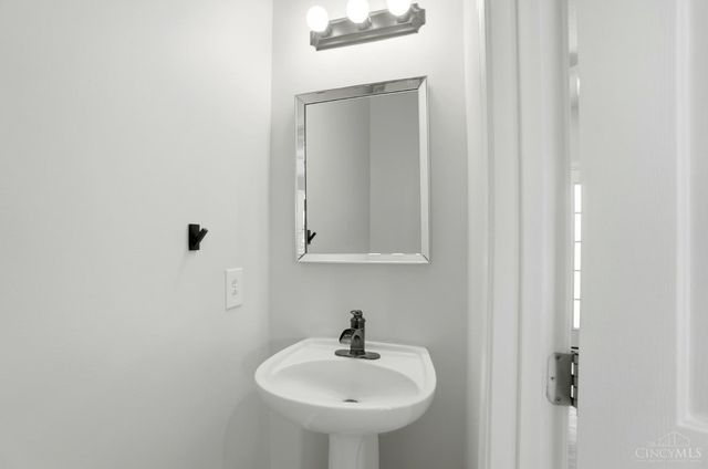 520 Arlington Avenue, Franklin, OH 45005