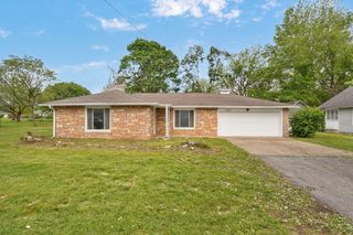 1014 N Dickerson Avenue, Springfield, MO 65803