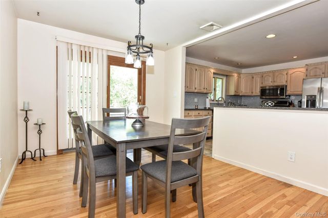 33 Nordica Circle, Stony Point, NY 10980