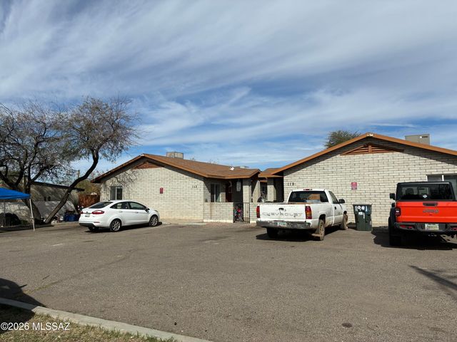 113 E District Street, Tucson, AZ 85714