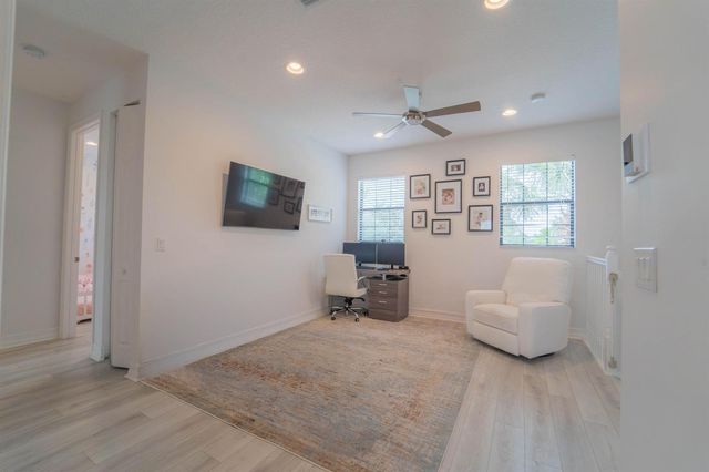 8089 Ironstone Drive, Delray Beach, FL 33446