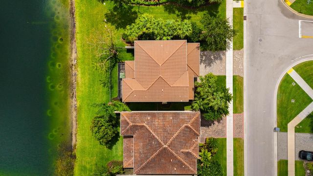 8089 Ironstone Drive, Delray Beach, FL 33446