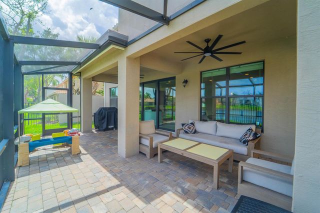 8089 Ironstone Drive, Delray Beach, FL 33446